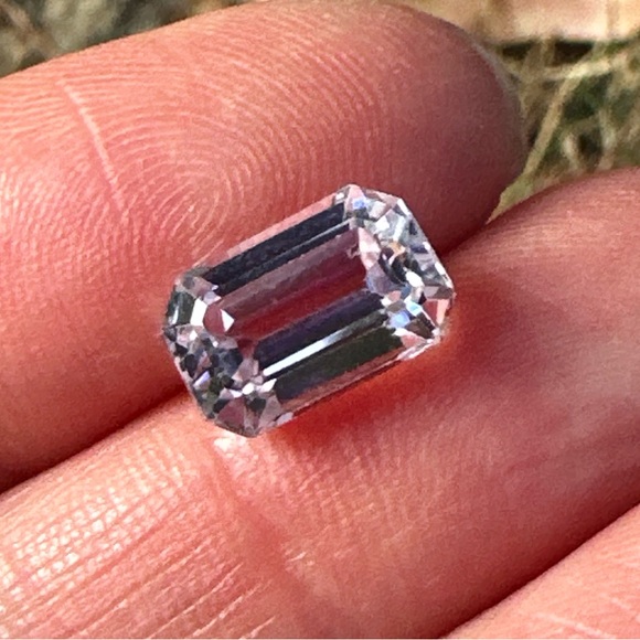 Natural Pink Color Kunzite 3.90 Ct Kunzite Ring Size - Picture 11 of 16